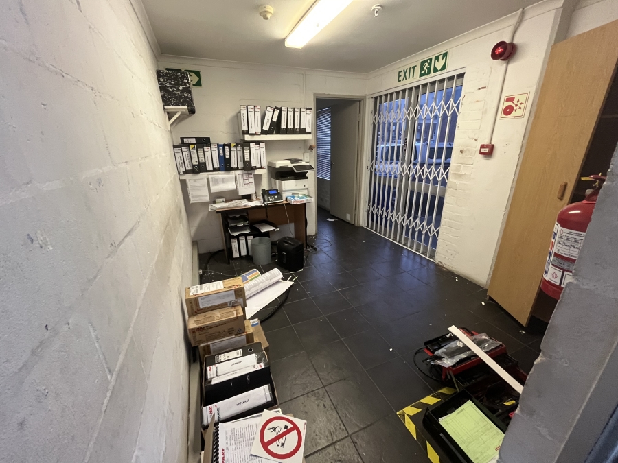 To Let commercial Property for Rent in Bellville South Industria Western Cape
